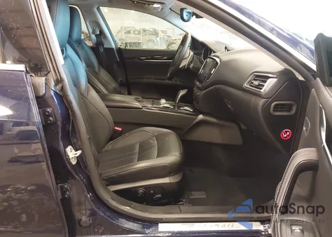 2020 Maserati Ghibli S Q4 Gransport z USA, uszkodzony, nr VIN ZAM57YTS1L1356559